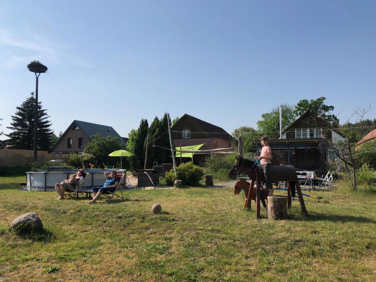 Hotel Kuckunniwi Tipidorf Tauche Exteriér fotografie